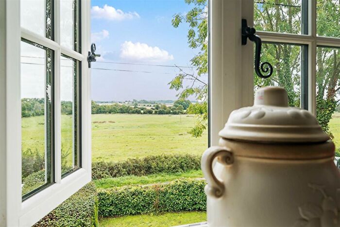 2 Bedroom Semi-Detached House For Sale In Lawrence Lane, Witchampton, BH21