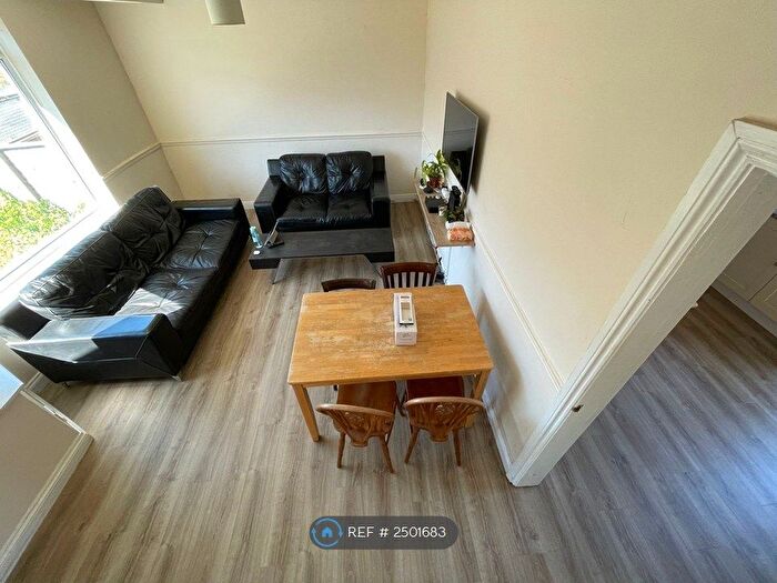 4 Bedroom Semi-Detached House To Rent In Station Road, Bristol, BS34