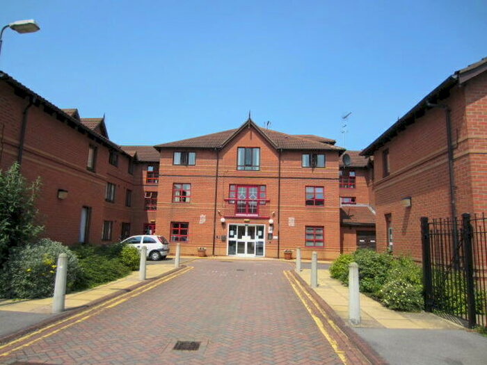 1 Bedroom Retirement Property To Rent In Alexander Hutchison Court, St Avenue, Hull, HU6