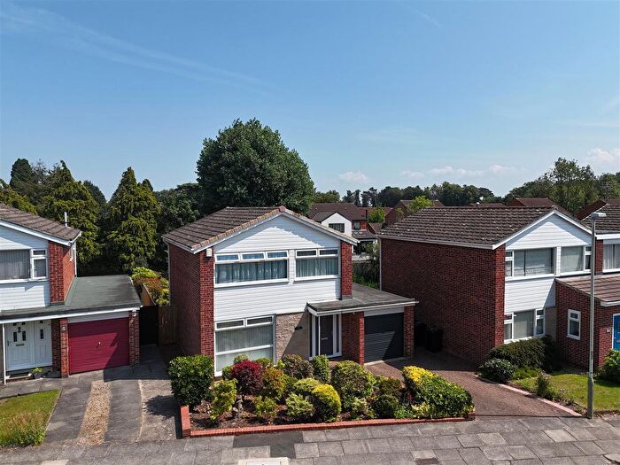 3 Bedroom Detached House For Sale In Clare Avenue, Darlington, DL3