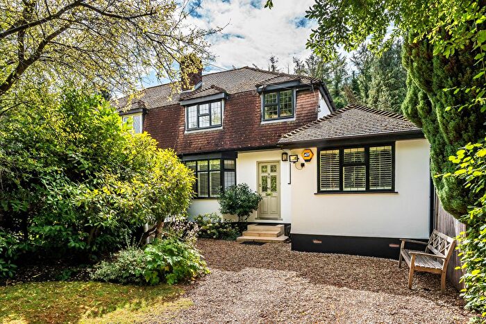 4 Bedroom Semi-Detached House For Sale In London Road, Halstead, Sevenoaks, Kent, TN14