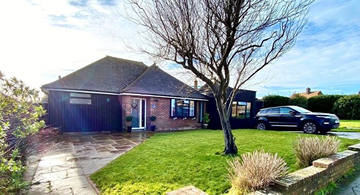 3 Bedroom Detached Bungalow For Sale In Eden Drive, Bexhill On Sea, TN39
