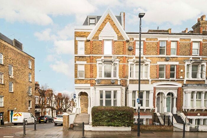 1 Bedroom Flat For Sale In Lavender Hill, Clapham Junction, SW11