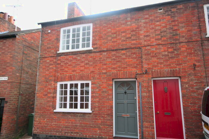 1 Bedroom End Of Terrace House To Rent In Well Street, Buckingham, MK18