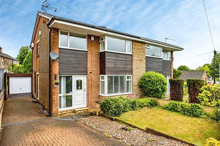 3 Bedroom Semi-Detached House For Sale In Carr Green Avenue, Brighouse, HD6