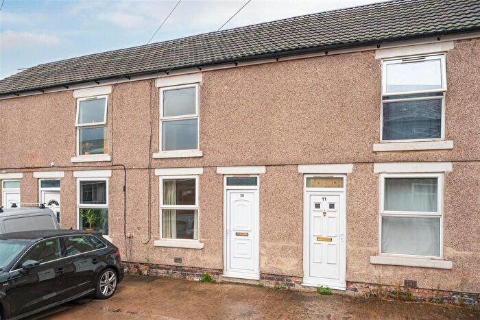 2 Bedroom Terraced House To Rent In Brook Yard, Chatsworth Road, Chesterfield, S40