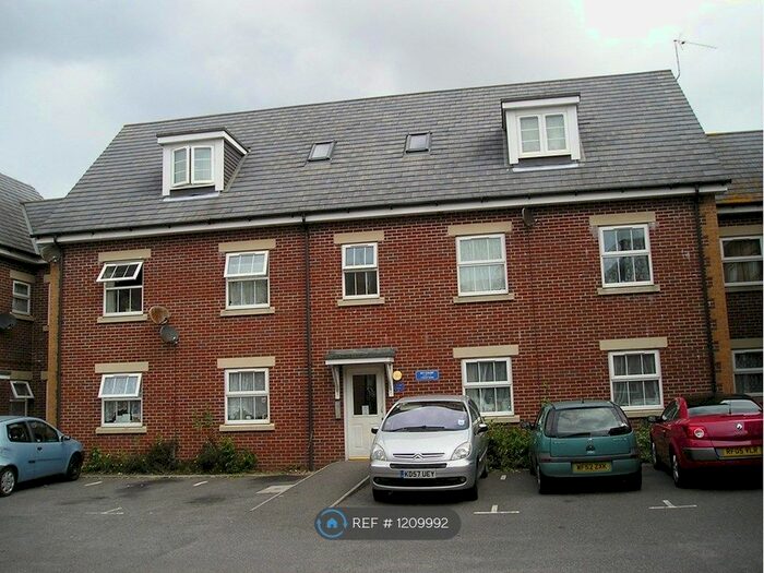 1 Bedroom Flat To Rent In Ivy Court, Bournemouth BH9