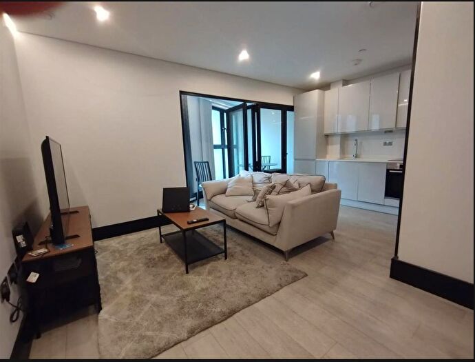 2 Bedroom Flat To Rent In Buckle Street, London, E1