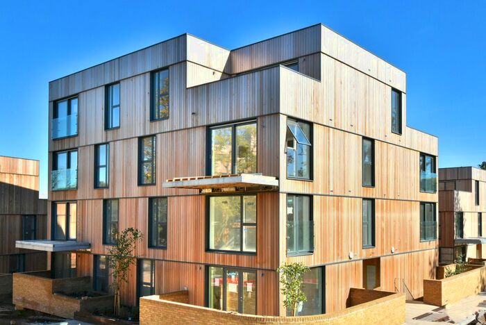 2 Bedroom Flat To Rent In Churchwood Gardens, London, SE23