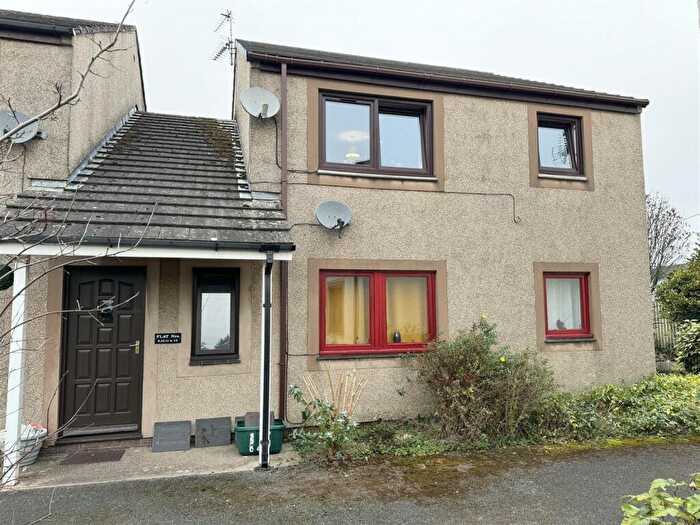 2 Bedroom Apartment For Sale In Mayburgh Close, Eamont Bridge, CA10
