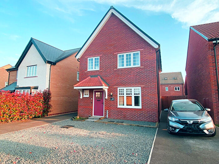 4 Bedroom Detached House For Sale In Longhall Road, Buckden, PE19