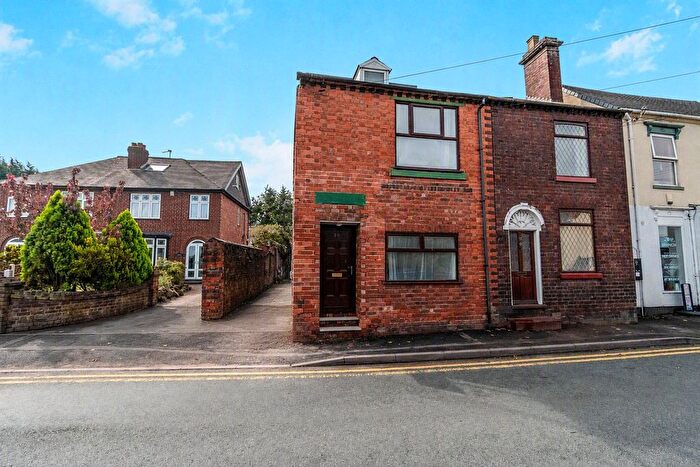 3 Bedroom Semi Detached House For Sale In High Street, Cheslyn Hay, Walsall, Staffordshire, WS6