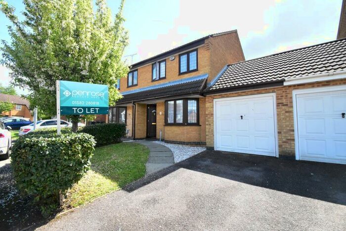 3 Bedroom Semi-Detached House To Rent In Lambourn Drive, Luton, Bedfordshire, LU2