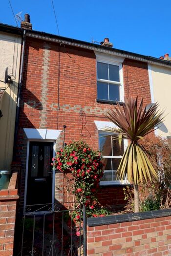 2 Bedroom Terraced House To Rent In Martello Road, Walton On The Naze, CO14