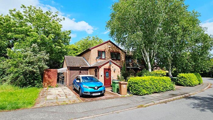 3 Bedroom Detached House For Sale In The Pastures, Hereford, HR2