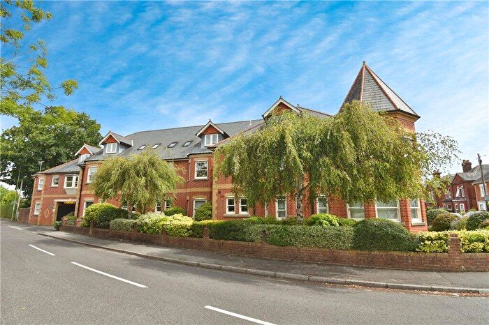 1 Bedroom Apartment For Sale In Duttons Road, Romsey, Hampshire, SO51