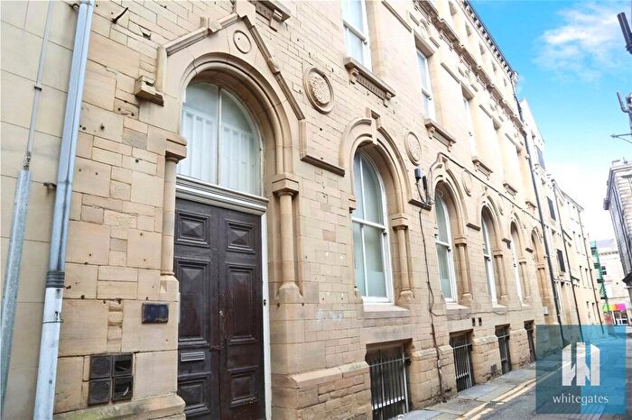 1 Bedroom Apartment To Rent In Chancery Lane, Town Centre, Huddersfield, HD1