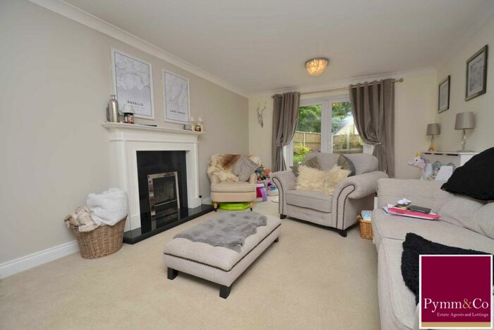 4 Bedroom Detached House To Rent In Thunder Lane, Norwich, NR7