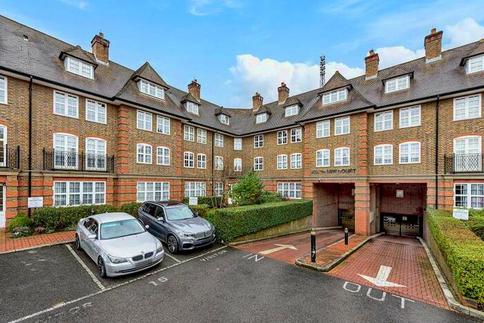 2 Bedroom Apartment To Rent In Hampstead, London, NW11