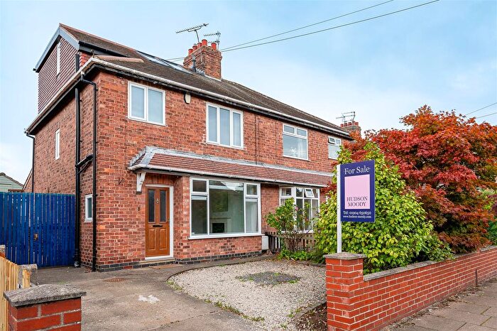 5 Bedroom Semi-Detached House For Sale In Oakland Avenue, Stockton Lane, York, YO31