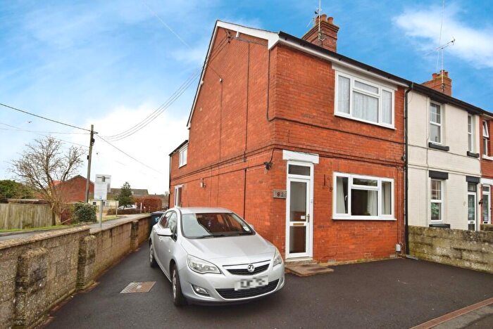 2 Bedroom End Of Terrace House For Sale In Bulford Road, Durrington, SP4
