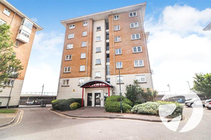 2 Bedroom Flat For Sale In Chichester Wharf, Erith, DA8
