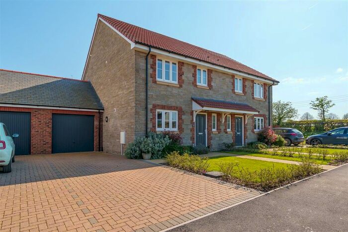3 Bedroom Semi-Detached House For Sale In Broomfield, Willey Road, Stoke St. Gregory, Taunton, TA3