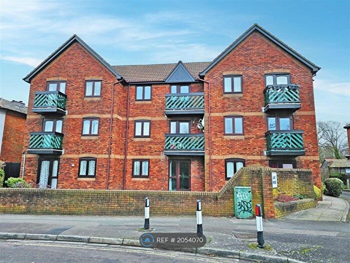 1 Bedroom Flat To Rent In Lake House, Southampton, SO15