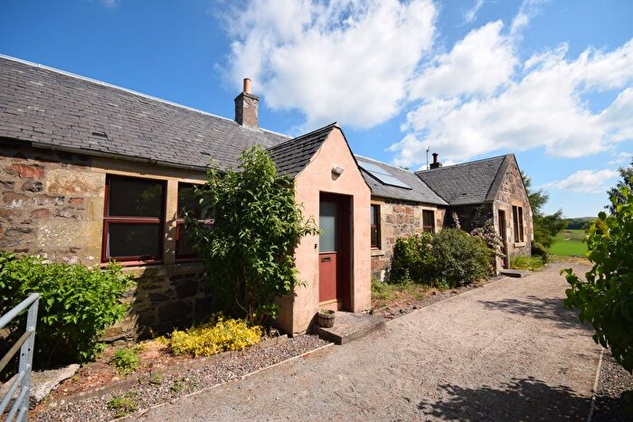 4 Bedroom Cottage For Sale In Glenduckie, Newburgh, KY14