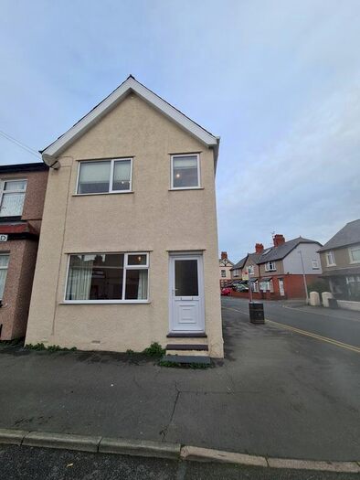 3 Bedroom Terraced House To Rent In St. Margarets Road, Llandudno Junction LL31