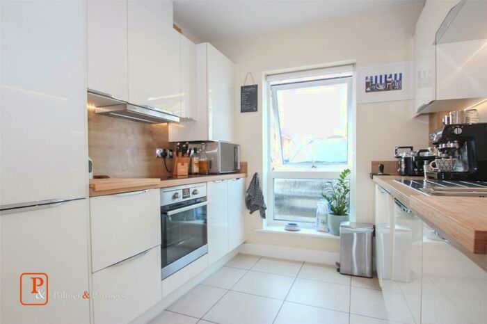 2 Bedroom Apartment To Rent In Henry Swan Way, Colchester, Essex, CO1