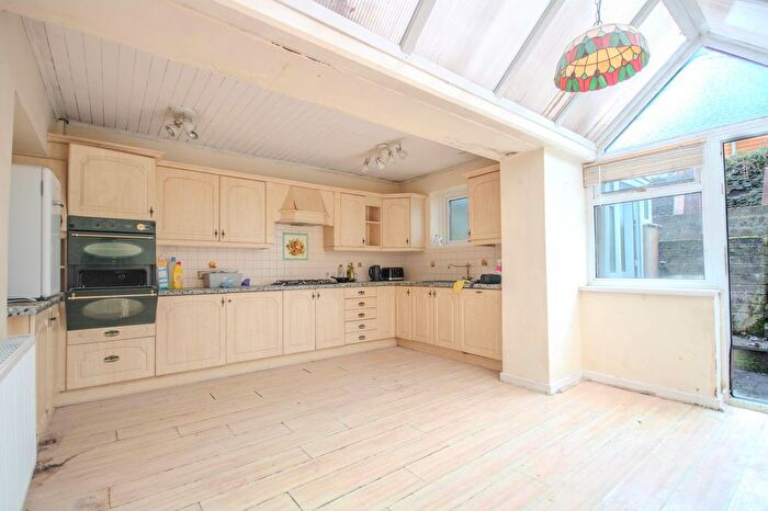 2 Bedroom End Of Terrace House For Sale In New Road, Ynysybwl, CF37
