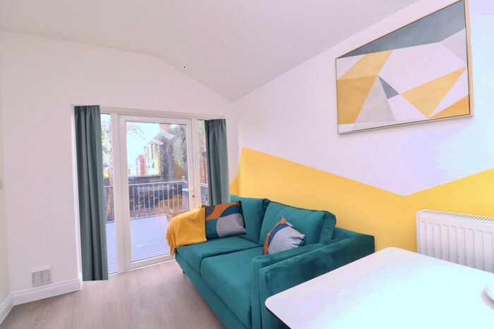 5 Bedroom House To Rent In Monks Road, Lincoln, Lincoln, LN2