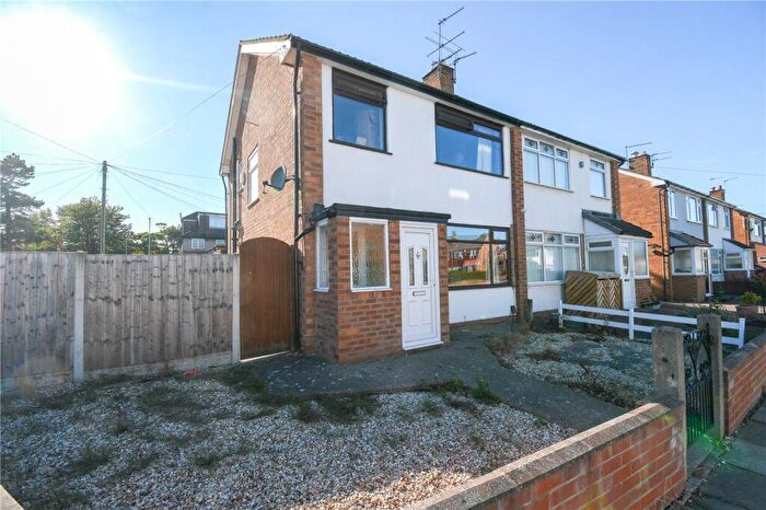 3 Bedroom Semi-Detached House For Sale In Pembroke Avenue, Moreton, Wirral, CH46