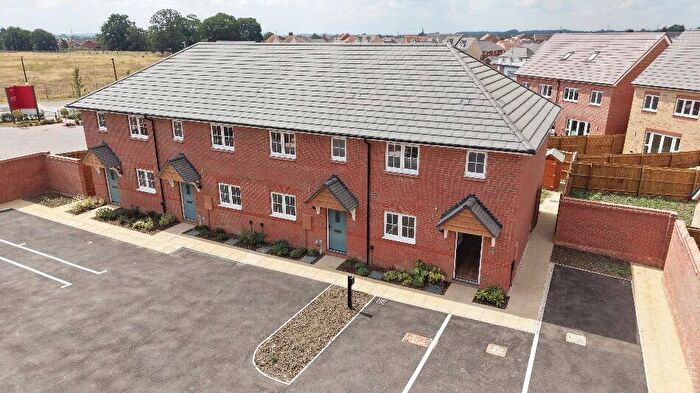 3 Bedroom Terraced House For Sale In Leestone Chase, Perry Avenue, Leighton Buzzard, LU7