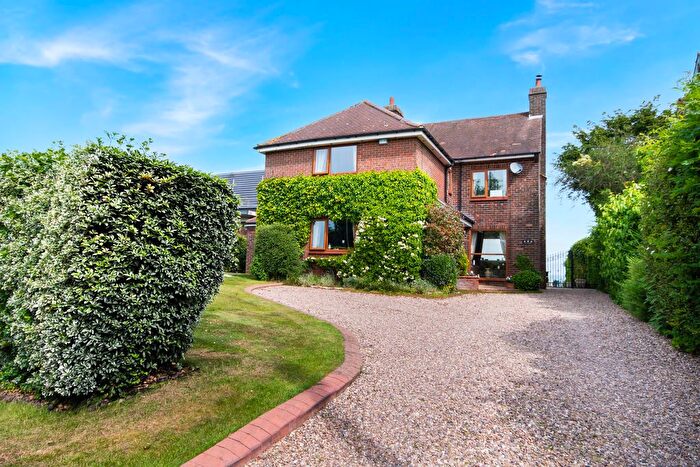 4 Bedroom Detached House For Sale In High Street, Gringley-On-The-Hill, DN10