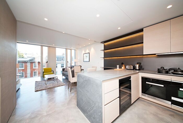 1 Bedroom Flat To Rent In The Nova Building, Buckingham Palace Road, Victoria, London, SW1W