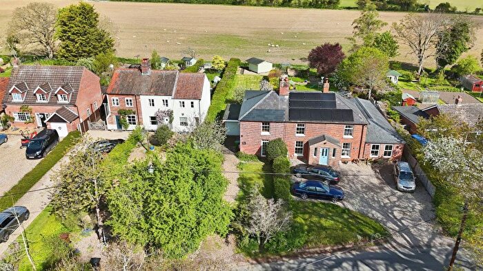 3 Bedroom Cottage For Sale In Barford Road, Marlingford, Norwich, NR9