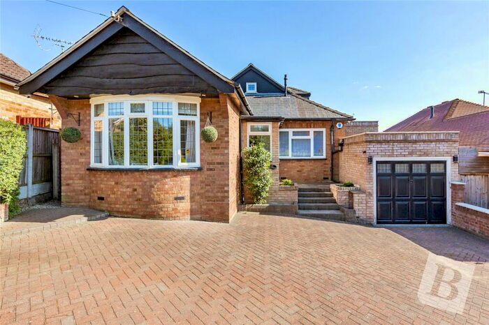 4 Bedroom Detached House To Rent In Gerrards Crescent, Brentwood, CM14