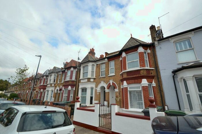 3 Bedroom Flat To Rent In Sutherland Road, London, N17