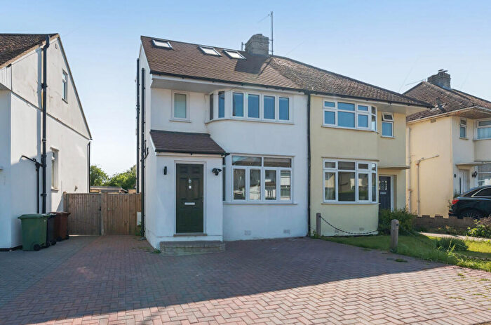 4 Bedroom Semi-Detached House For Sale In Arthray Road, Botley, Oxford, OX2