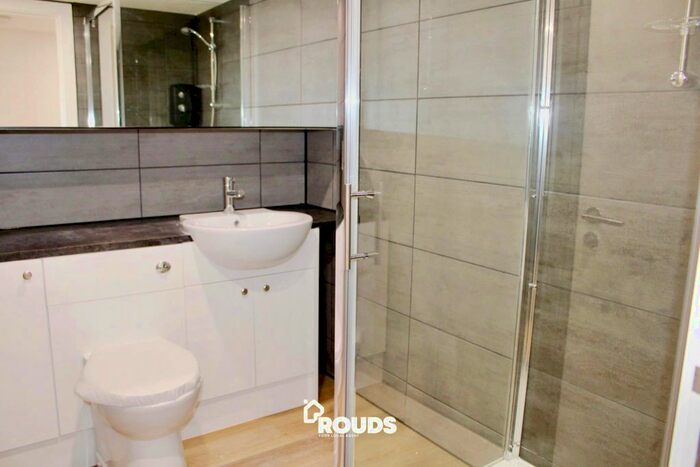 1 Bedroom Flat For Sale In Metro Lofts, High Street, West Bromwich, West Midlands, B70