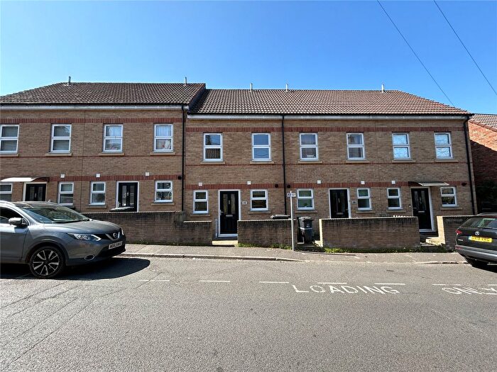 3 Bedroom Detached House To Rent In South Street, Taunton, Somerset, TA1