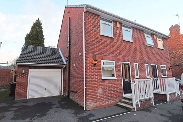2 Bedroom Semi Detached House To Rent In Union Street, Hemsworth, WF9