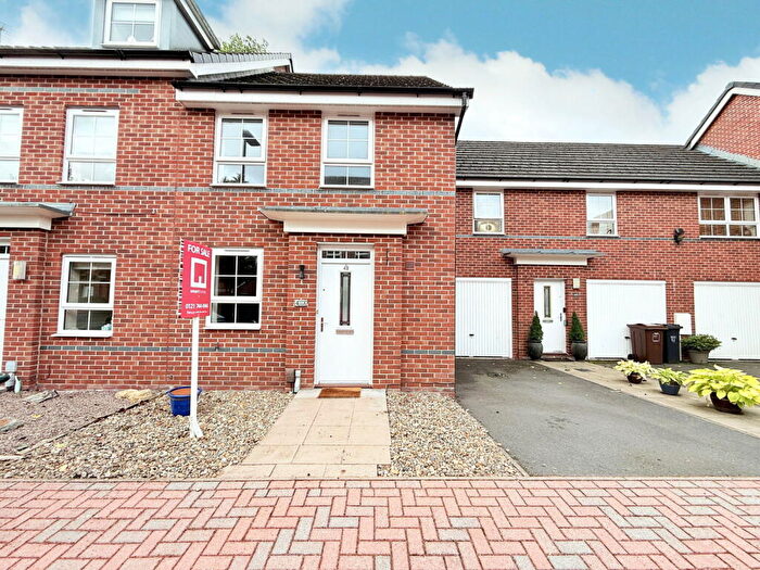 3 Bedroom Terraced House For Sale In Wolston Close, Shirley, B90