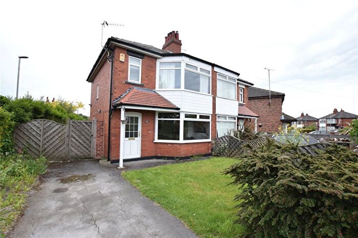 3 Bedroom Semi-Detached House To Rent In The Oval, Leeds, West Yorkshire, LS14
