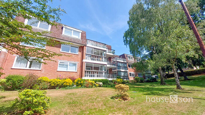 2 Bedroom Apartment For Sale In Wychwood Grange, Braidley Road, Meyrick Park, Bournemouth, BH2