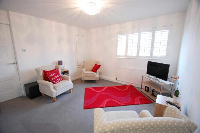 1 Bedroom House To Rent In Giffard Walk, Bramhall, SK7