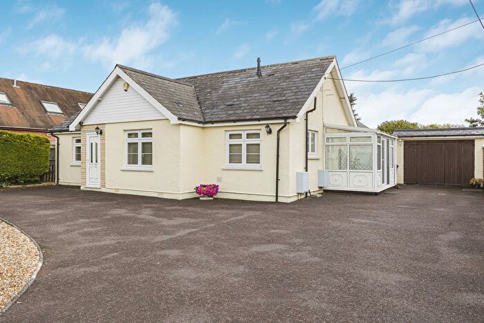 3 Bedroom Detached House For Sale In New Road, East Hagbourne, OX11