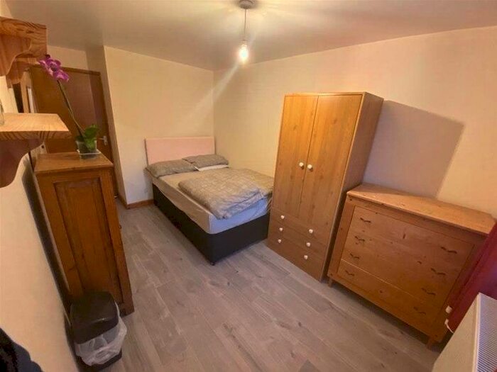 1 Bedroom House To Rent In Rymers Lane - Bedroom, Cowley, Oxford, OX4